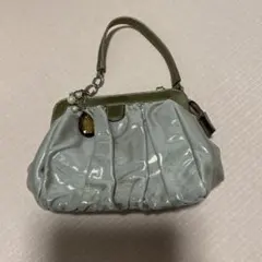 アルファベッツアルファベット　プリーツデザイン クラッチバッグ　パーティバッグ