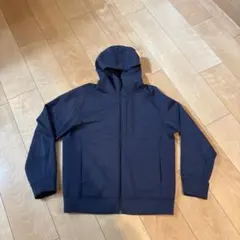 ユニクロ　ウルトラストレッチドライスウェットフルジップパーカ（長袖）