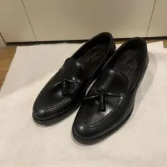 AKIRANAKA トンボ金具付きブラックローファー - メルカリ
