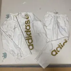 adidas 上下セット ホワイト ゴールドロゴ　ラメ入り　スポーツウェア