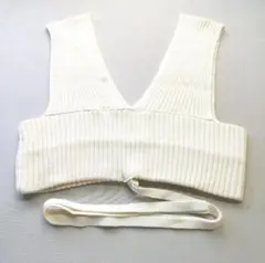 フーズフーチコ 美品 アイボリーVネックリブビスチェ ニット