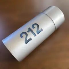 CAROLINA HERRERA キャロライナ・ヘレナ212 香水 シルバーのサムネイル