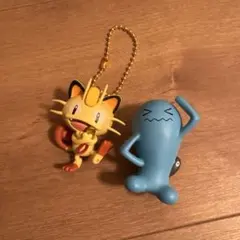 ポケモン 蓄光フィギュアチャーム ニャース & ソーナンス ロケット団 セット