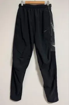 Item thumbnail for item 7d521be3-6b5a-4d7f-a44c-61baedfbed9c