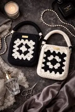 【ブラック】グラニースクエアミニバック