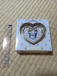 《新品未使用》クロミ　ミラー付き小物ケースハート型