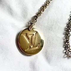 ✨極美品✨ ルイヴィトン LVサークル ネックレストップ M68074付属品込み ✨極美品✨ ルイヴィトン LVサークル ネックレストップ M68074付属品