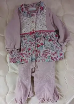 bebe 花柄ロンパース