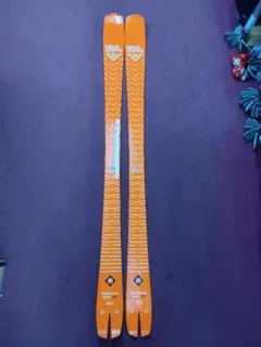 新品未使用BLACKCROWSブラッククロウMiruscorミルスコア金具付き blackcrows スキー板 2026 Mirus Cor 単品 (板のみ) ミルスコア