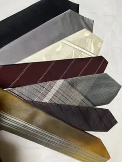 ネクタイセット 多様なデザインと色