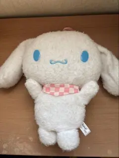 シナモロールのぬいぐるみ