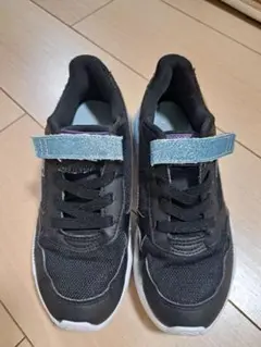 【美品】PUMA ブラック マルチカラー スニーカー マジックテープ 21cm