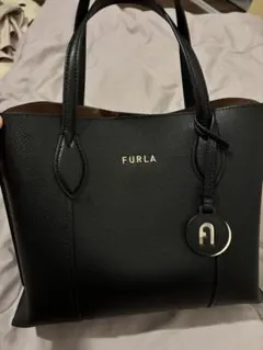 FURLA フルラ レザー チェーン トートバッグ ブラック ゴールド金具 