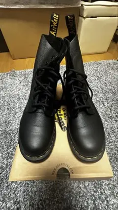 Dr. Martens 1460 PASCAL