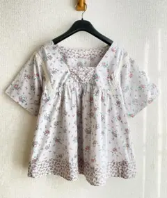 ハグオーワー　Hug O War　花柄レースプルオーバーブラウス♪