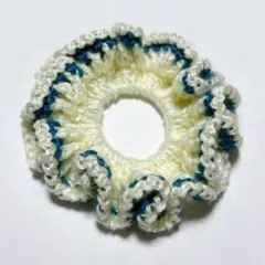 シュシュ（かぎ編み）！ブルーが効いたフリルシュシュ♡編み物のハンドメイド