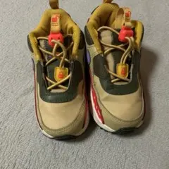 Nike スニーカー ベージュ/オリーブ/レッド