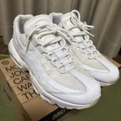 NIKE ナイキ　ウィメンズ　エアマックス95 airmax95 ホワイト