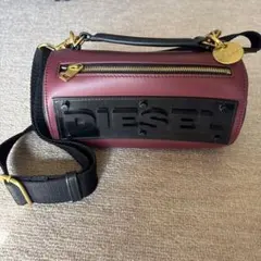 DIESEL バーガンディ ショルダーバッグのサムネイル