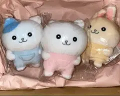 ちいかわ なんとかバニア　ぽてたま　ぬいぐるみ なんか似てるの うさぎ　ハチワレ