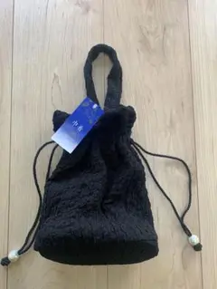 巾着袋　黒　ブラック　パール風