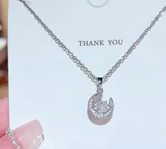 ダンシングストーン　ジルコニア　揺れる　シルバー　月　韓国　一粒　ネックレス