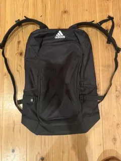 adidas 黒 バックパック　リュック　ブラック　アディダス　値下げ⭕️ 通学