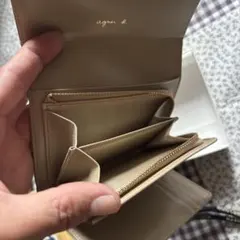 agnes b. 二つ折り財布 ベージュのサムネイル