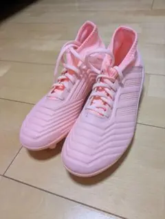 adidas ピンク サッカーシューズ ハイカット　18.3