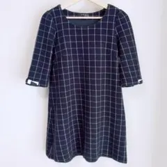 値下げ！【美品】ユニバーバルミューズ 膝丈ワンピース チェック 秋冬 黒