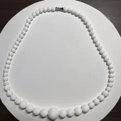 天然石 シャコガイネックレス