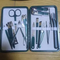 グルーミング・爪切りセット 緑色 ケース付き