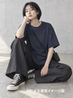 【美品】ロゴプリント 半袖Tシャツ ネイビー