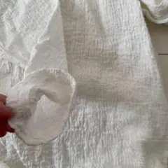 ホワイト 長袖 フリルネック トップス 100cm