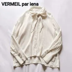 VERMEIL par iena ドビーサテンボウブラウスのサムネイル