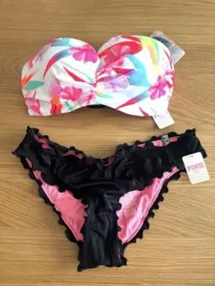 ヴィクトリアズシークレットPINK水着のサムネイル