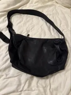 黒 ショルダーバッグ 内部ポケット付き