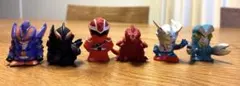 SALE★仮面ライダーとウルトラマン 指人形 6体セット