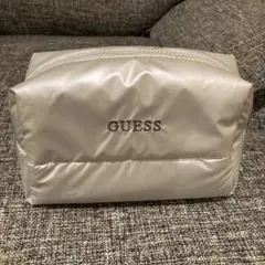 Guess ポーチ