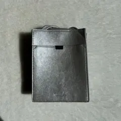 niko and... シルバーレザー スマホショルダーバッグ