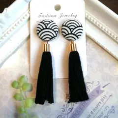 波模様タッセルピアス/イヤリング(ハンドメイド)