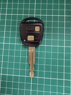 ダイハツ　2ボタン スマートキーレスのサムネイル