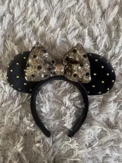 ミニー　カチューシャ 黒と金