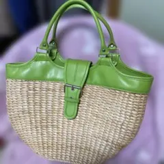 緑とベージュのトートバッグ