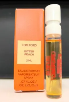 新品 ビターピーチ トムフォードビューティ サンプル EDP 2mlのサムネイル