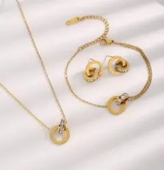 ネックレスとピアスとブレスレットサージカルステンレス 3セット★czダイヤリング