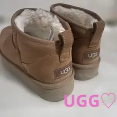 ♡UGG♡厚底クラシックウルトラミニプラットフォーム24.5のサムネイル