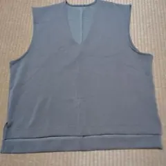グレー Vネック ノースリーブ ベスト