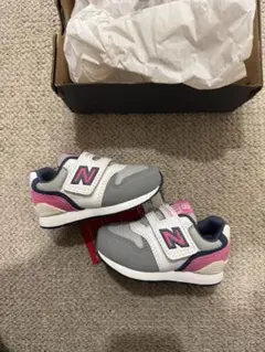 New Balance 996 ベビーシューズ グレー/ピンク　12サイズ