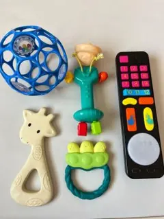 【5点セット】0歳おもちゃまとめ売り/なめられ太郎 カミカミbabyえだまめ